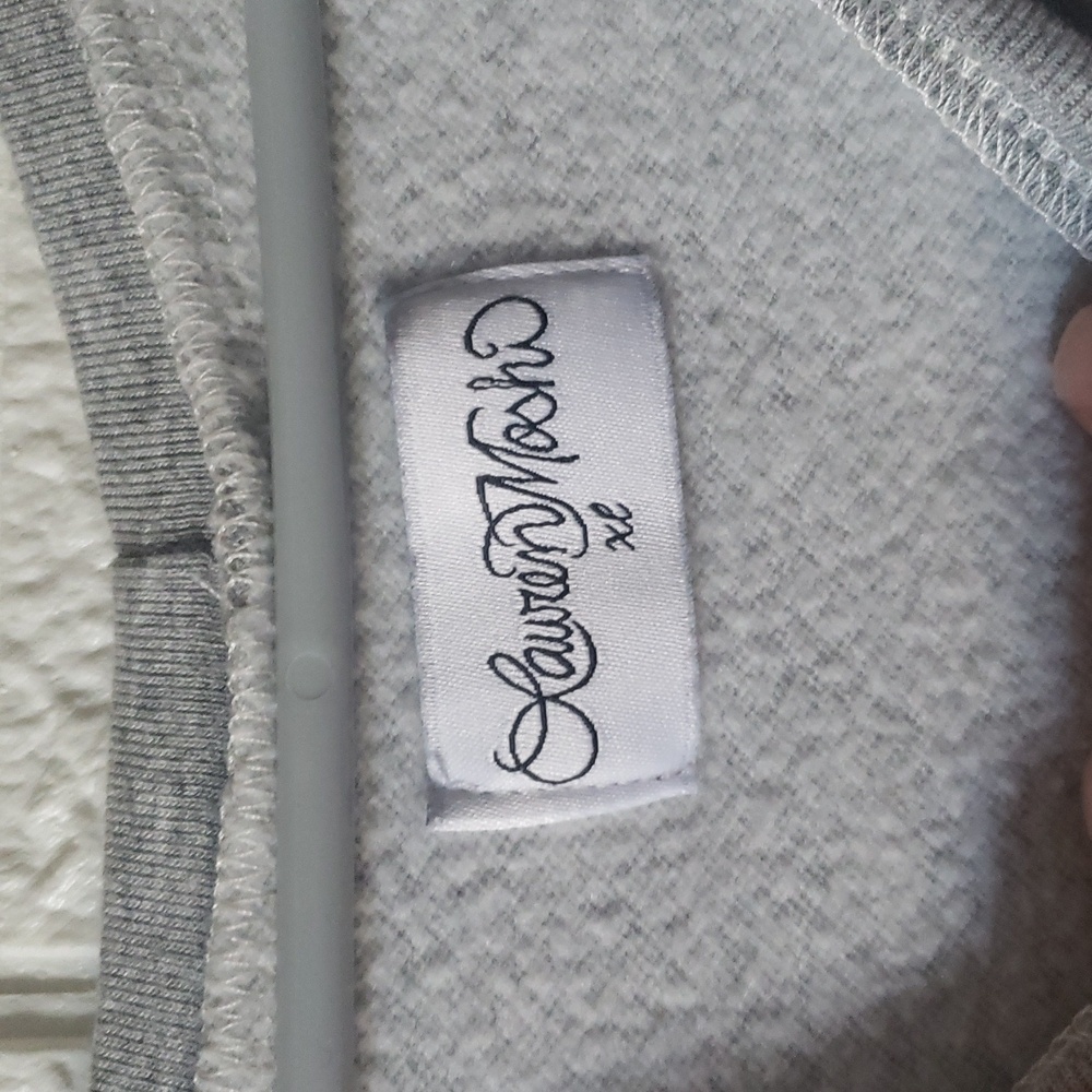 Lauren moshi Gray Sweatshirt with Colorful Skull - Picture 2 of 6